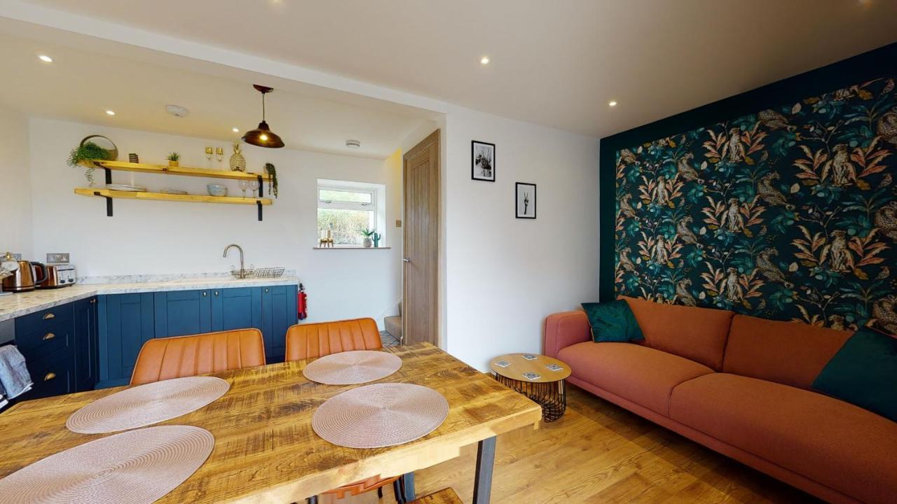 The Little Cottage By Truabode Holiday Lets & Short Lets Newquay - Parking, Wifi & Pet Friendly برونبيبيرغ المظهر الخارجي الصورة