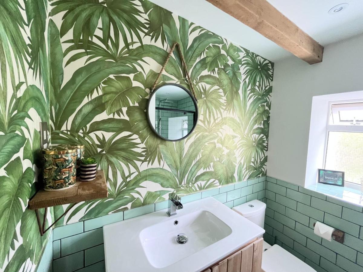 The Little Cottage By Truabode Holiday Lets & Short Lets Newquay - Parking, Wifi & Pet Friendly برونبيبيرغ المظهر الخارجي الصورة